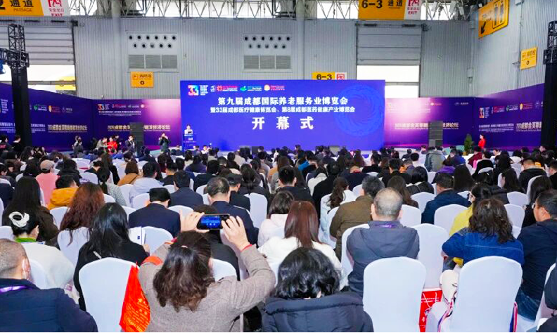 智汇蓉城 | 乐普惊艳亮相第33届成都医博会，全流程心脏健康方案备受瞩目